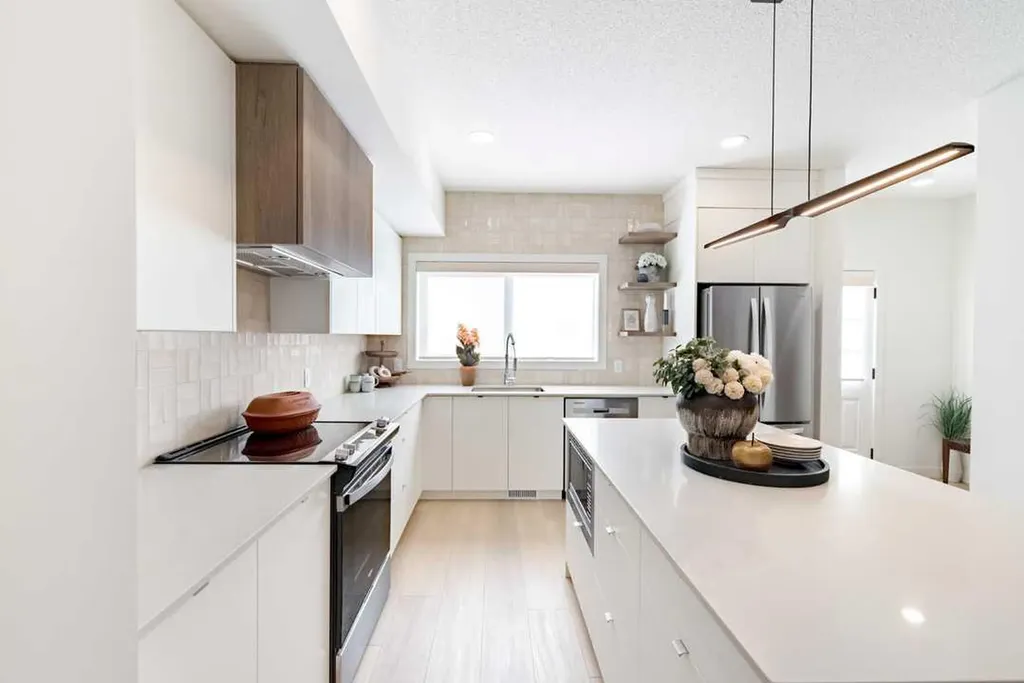 137 Drystone Green NW Calgary AB T3R 2M1