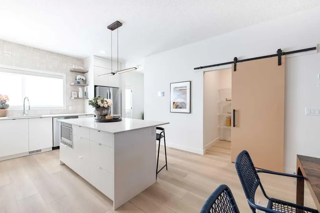 137 Drystone Green NW Calgary AB T3R 2M1