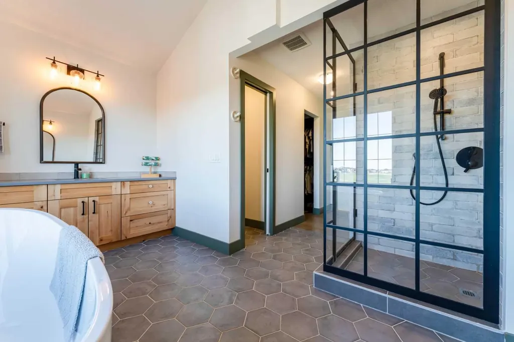 464 Muirfield Crescent Lyalta AB T0J1Y1