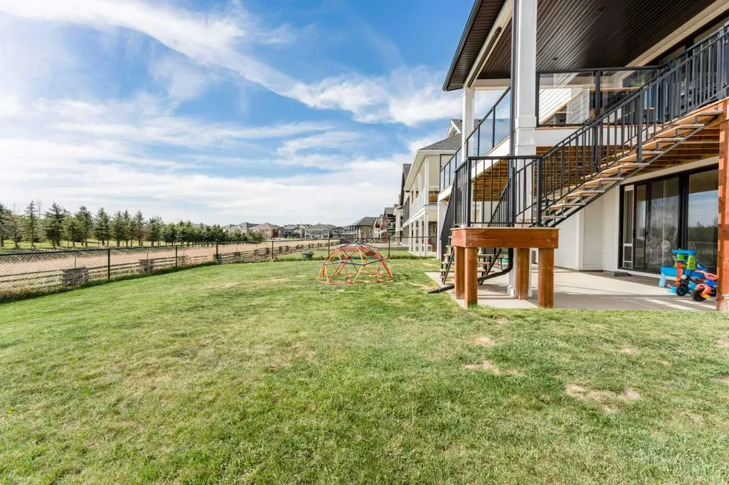 464 Muirfield Crescent Lyalta AB T0J1Y1
