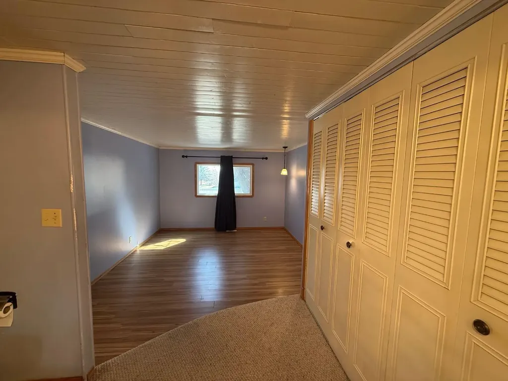 317 Hillside Avenue Carbon AB T0M 0L0