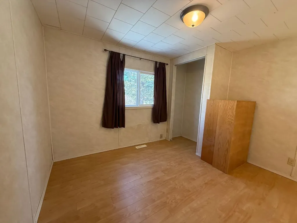 317 Hillside Avenue Carbon AB T0M 0L0
