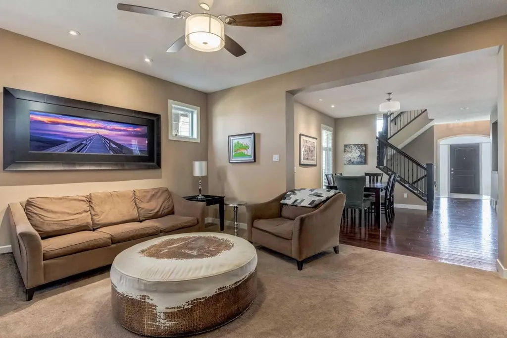 42 Cooperstown Court SW Airdrie AB T4B 2C5