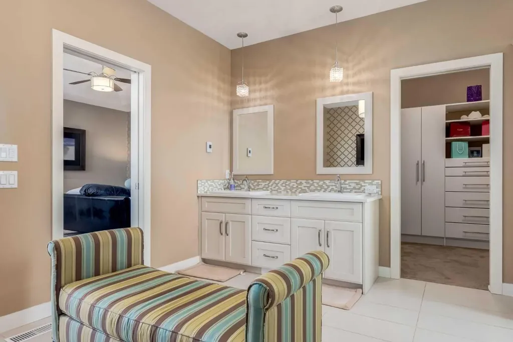 42 Cooperstown Court SW Airdrie AB T4B 2C5