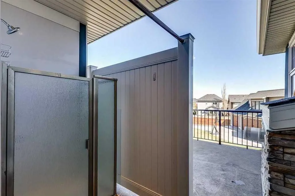 42 Cooperstown Court SW Airdrie AB T4B 2C5