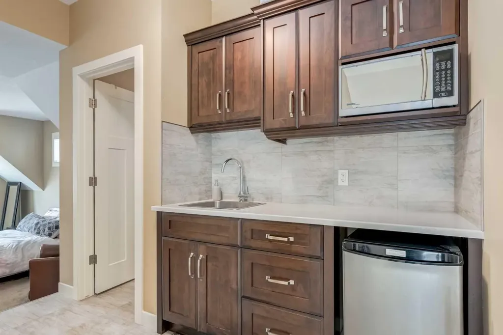 42 Cooperstown Court SW Airdrie AB T4B 2C5
