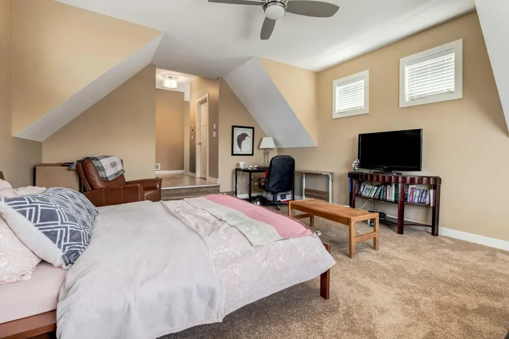 42 Cooperstown Court SW Airdrie AB T4B 2C5