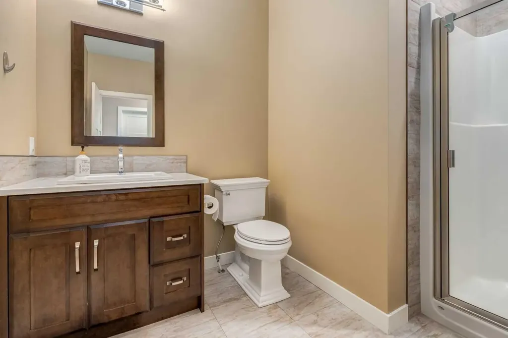 42 Cooperstown Court SW Airdrie AB T4B 2C5