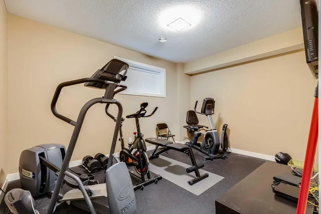 42 Cooperstown Court SW Airdrie AB T4B 2C5