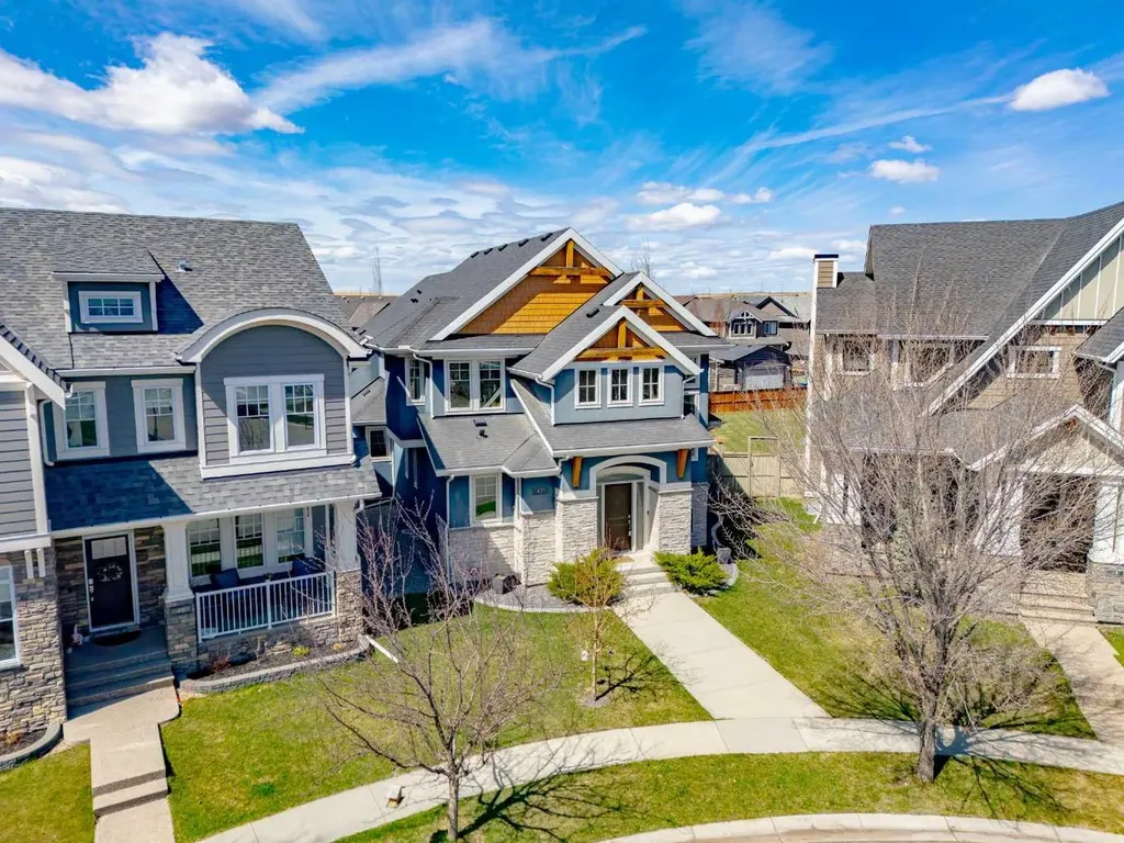 42 Cooperstown Court SW Airdrie AB T4B 2C5
