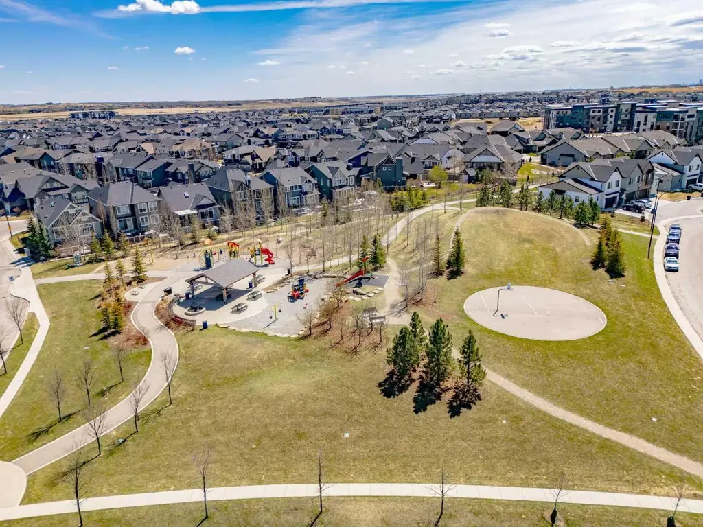 42 Cooperstown Court SW Airdrie AB T4B 2C5