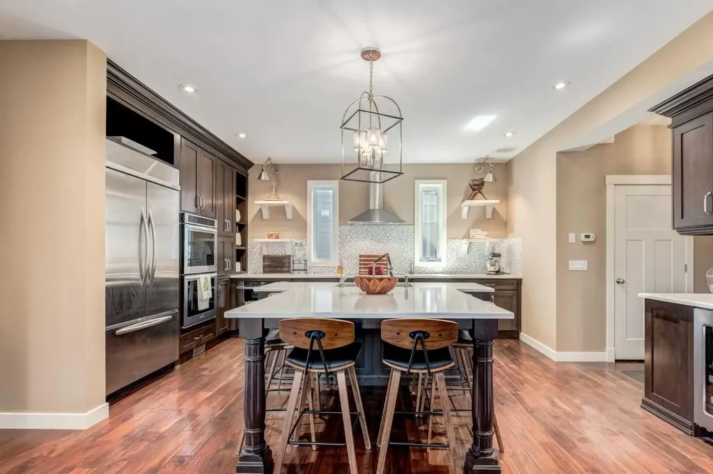 42 Cooperstown Court SW Airdrie AB T4B 2C5