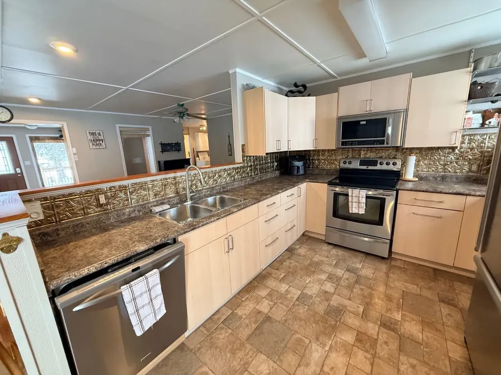 1313 Kewatin Turtle Lake SK S0M 1J0