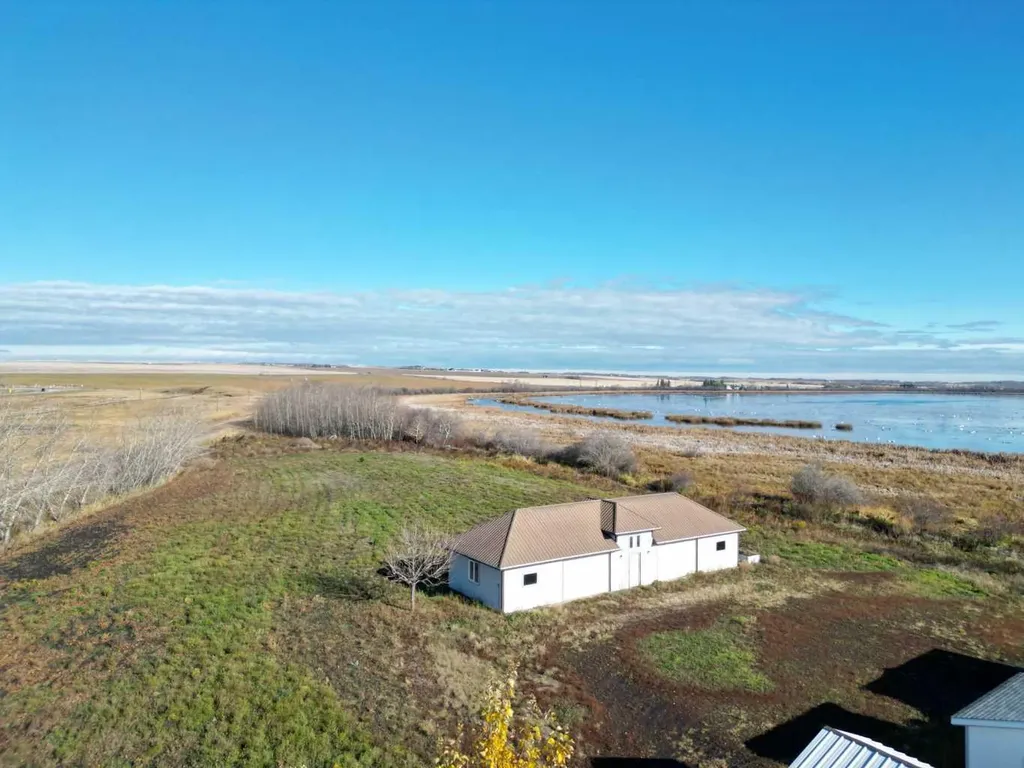60037 Twp Road 725 Clairmont AB T8X 4R4