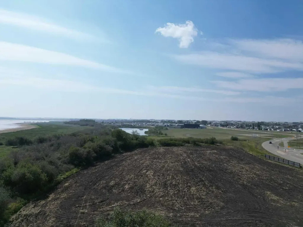 60037 Twp Road 725 Clairmont AB T8X 4R4