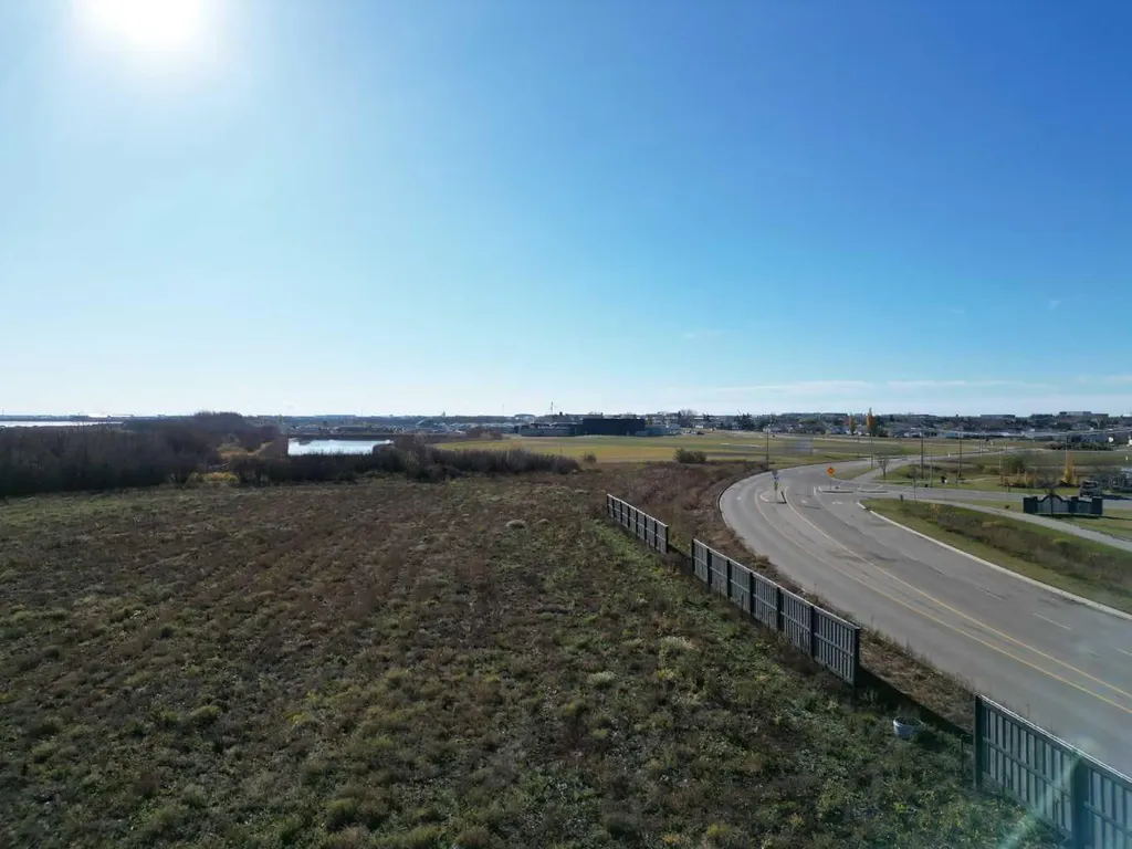60037 Twp Road 725 Clairmont AB T8X 4R4