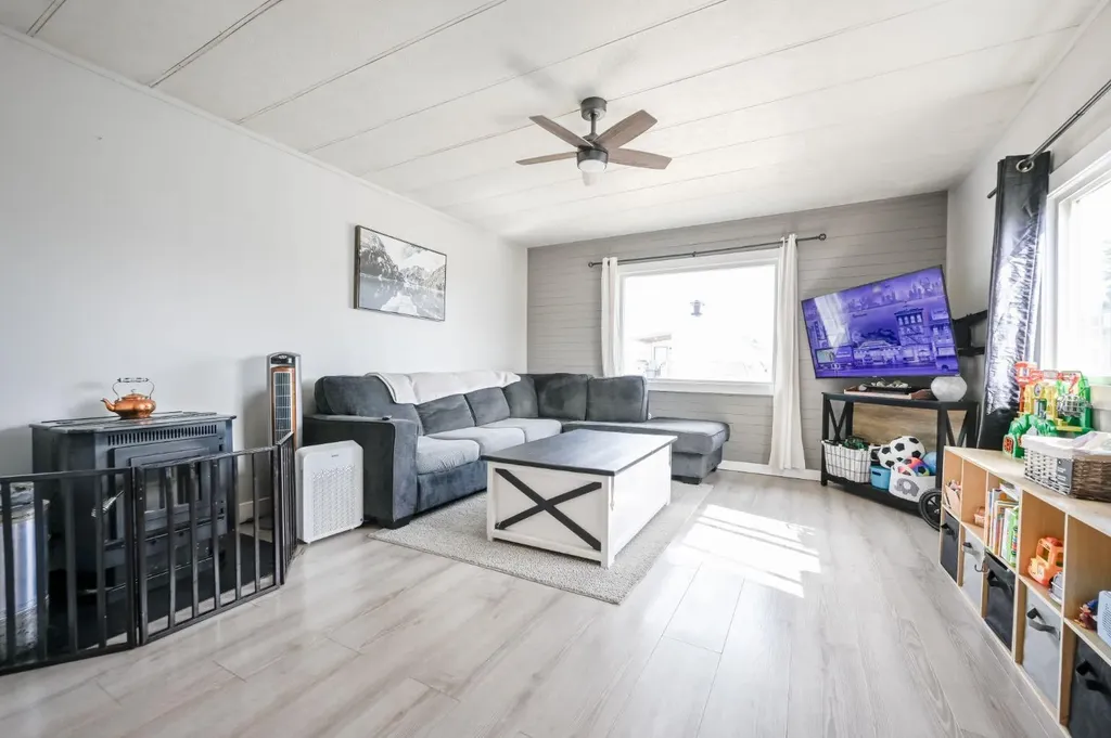 55011 714 Township Grande Prairie AB T8X 4A9