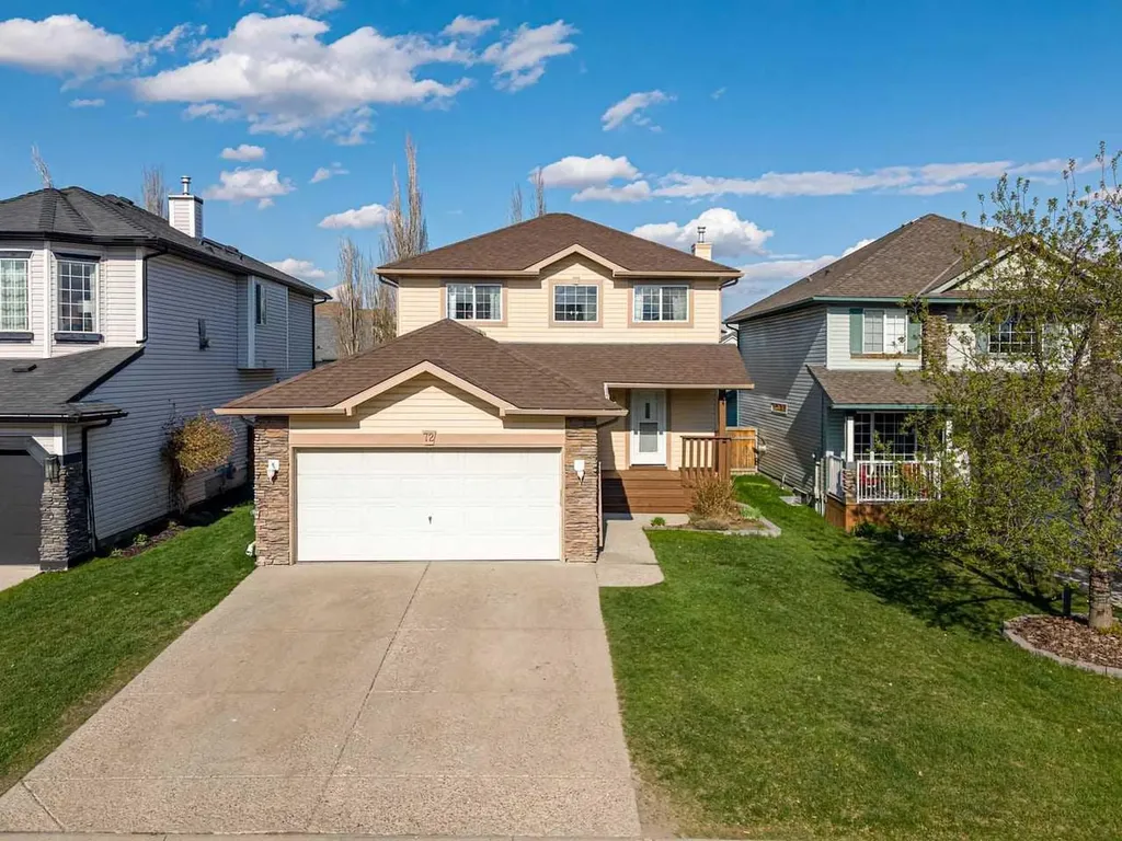 72 Crystalridge Crescent Okotoks AB T1S 1V2