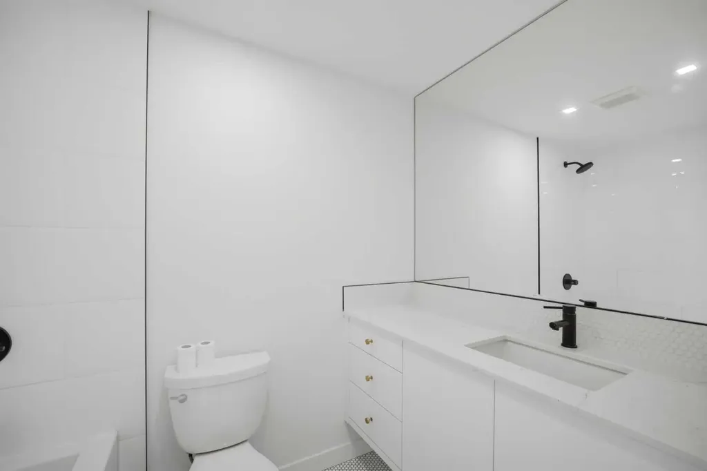 8445 Broadcast Avenue SW Calgary AB T3H 6B5