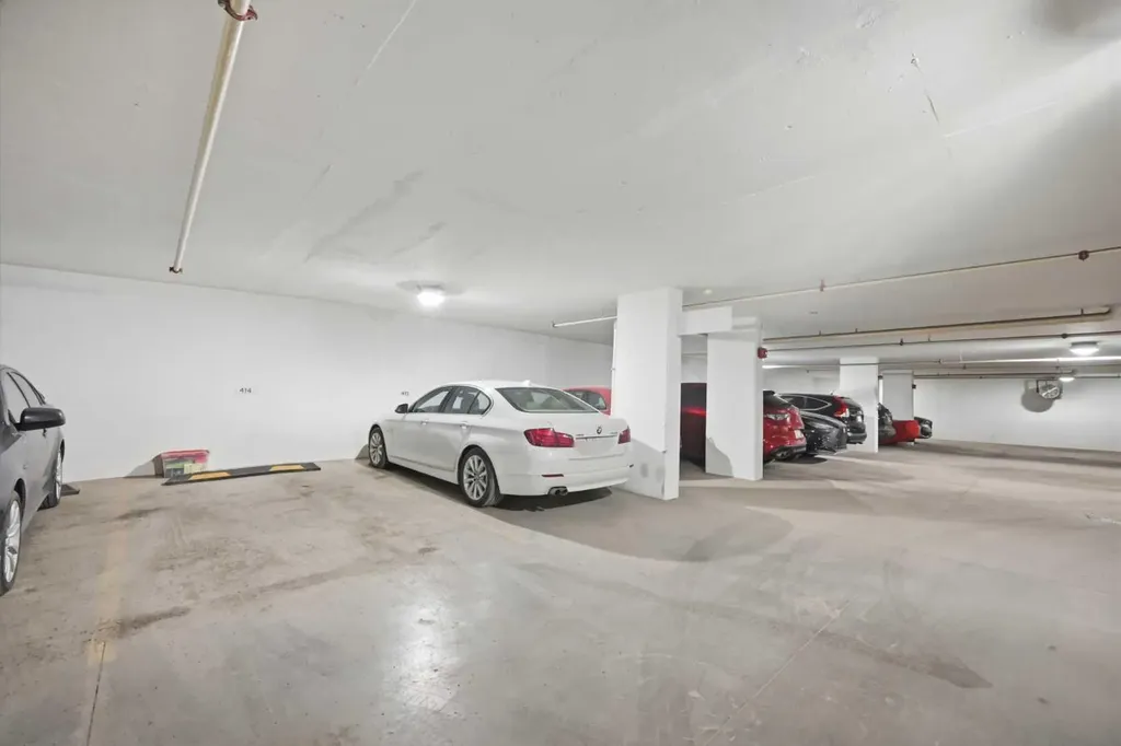 8445 Broadcast Avenue SW Calgary AB T3H 6B5