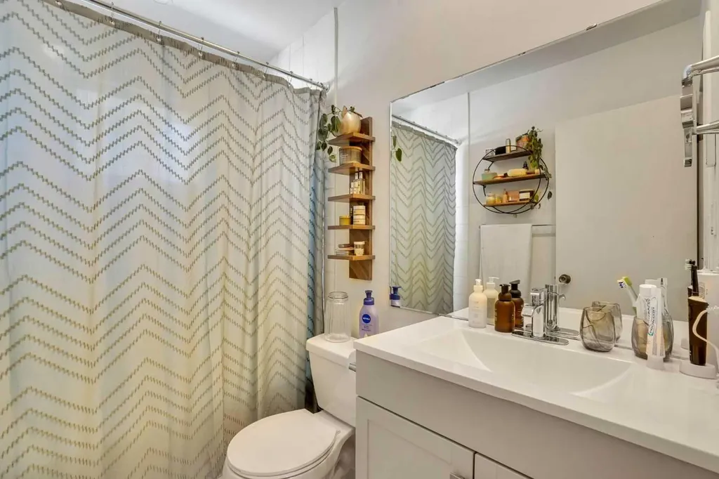 36 Malibou Road SW Calgary AB T2V1W8