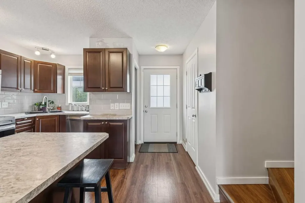 140 Sagewood Boulevard SW Airdrie AB T4B 3H5
