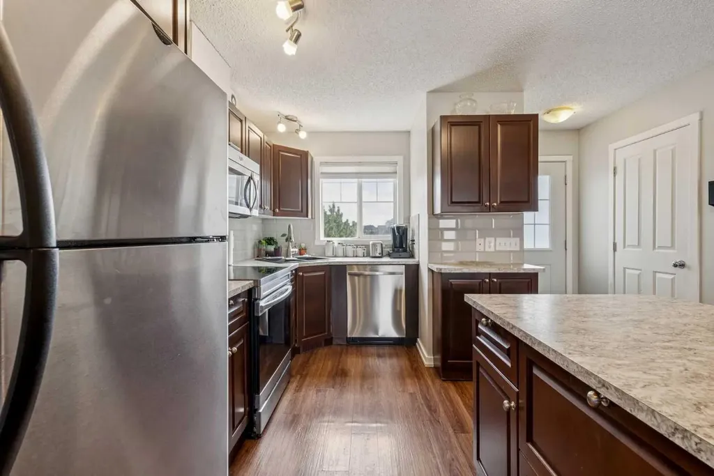 140 Sagewood Boulevard SW Airdrie AB T4B 3H5