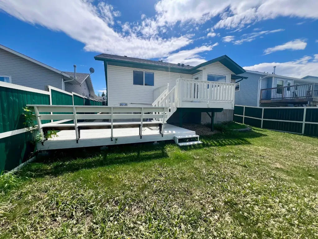 48 Duval Close Red Deer AB T4R2Y7