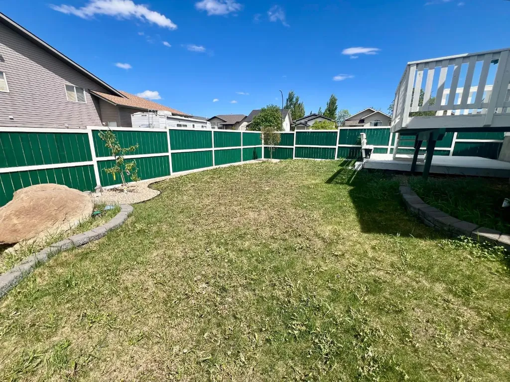 48 Duval Close Red Deer AB T4R2Y7