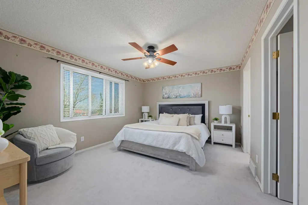 12 Hampstead Gardens NW Calgary AB T3A 5Y4