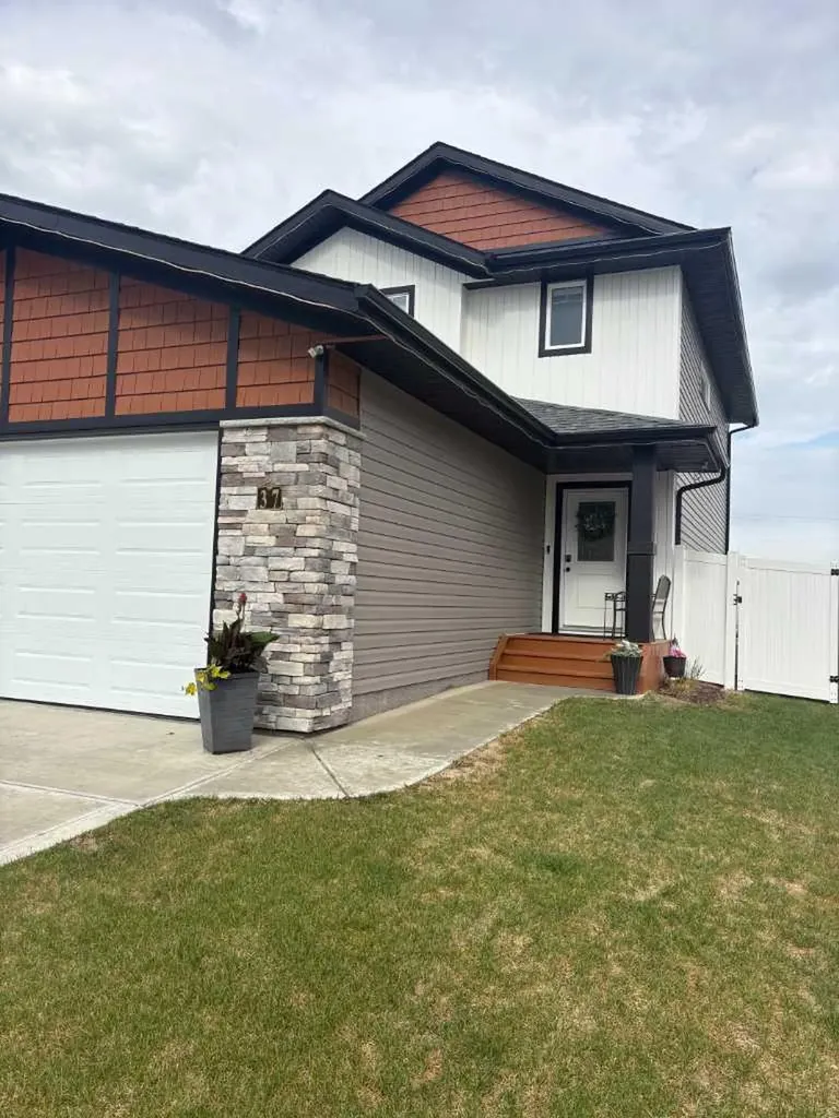 37 Toal Close Red Deer AB T4P 0W6