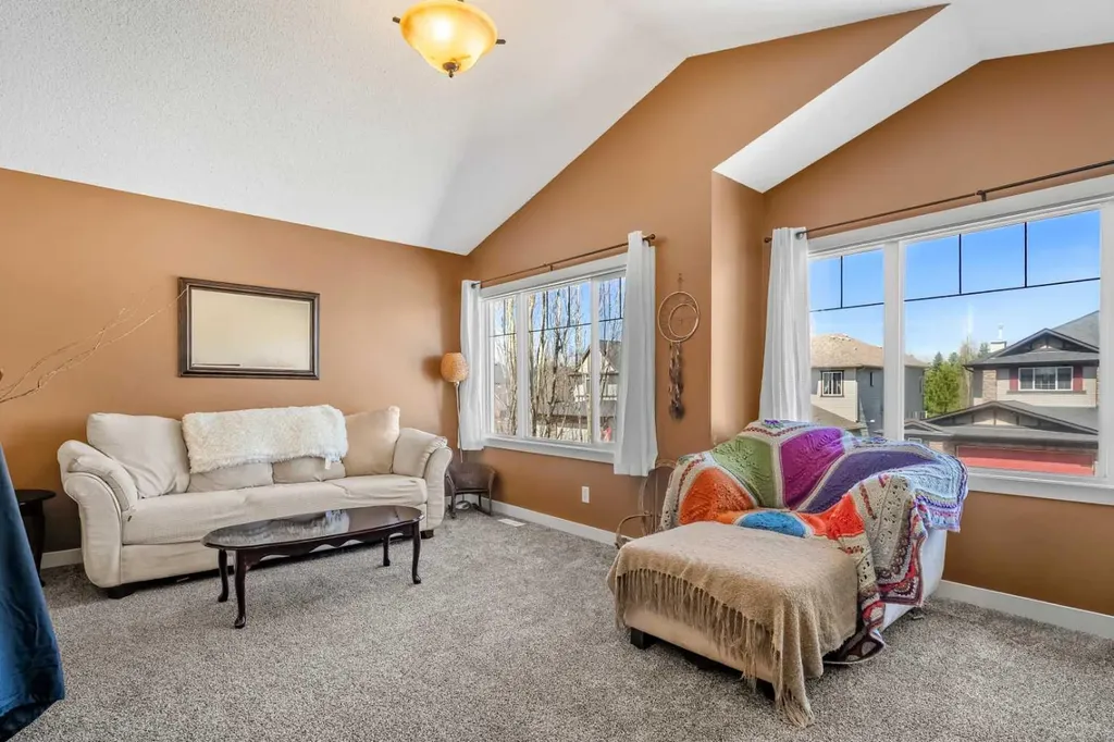 212 Crystal Green Place Okotoks AB T1S 2N4