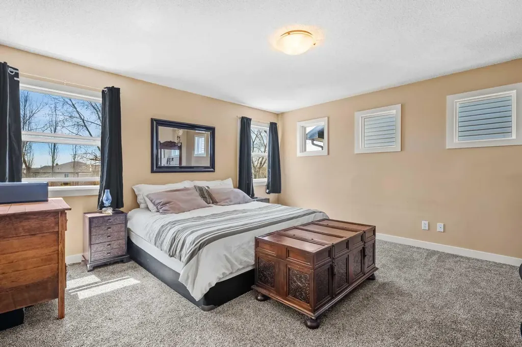 212 Crystal Green Place Okotoks AB T1S 2N4