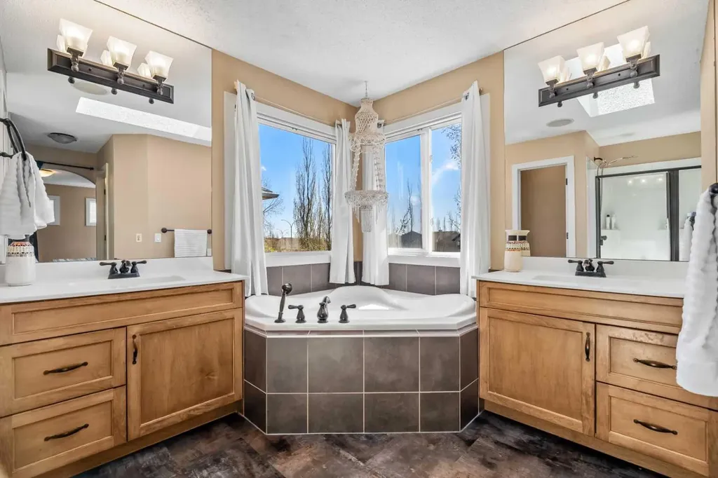 212 Crystal Green Place Okotoks AB T1S 2N4