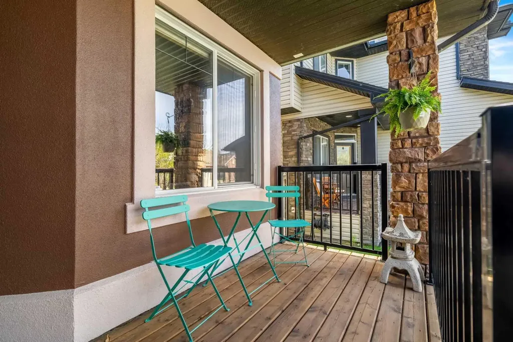 212 Crystal Green Place Okotoks AB T1S 2N4