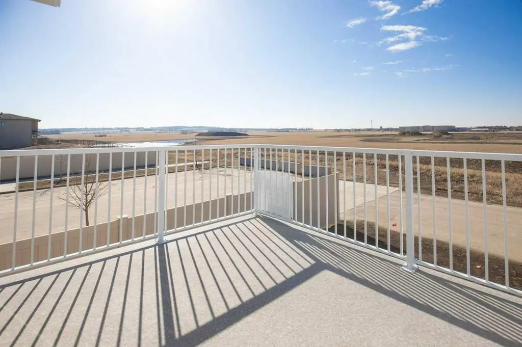 4 Emmett Crescent Red Deer AB T4P 3G8