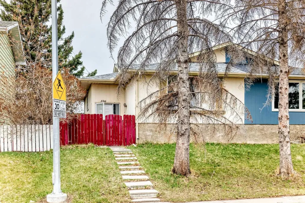 3341 Doverthorn Road SE Calgary AB T2B 2H1
