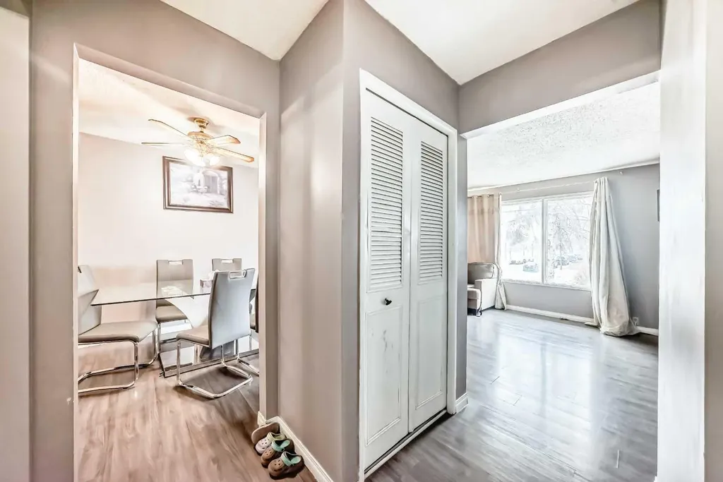 3341 Doverthorn Road SE Calgary AB T2B 2H1