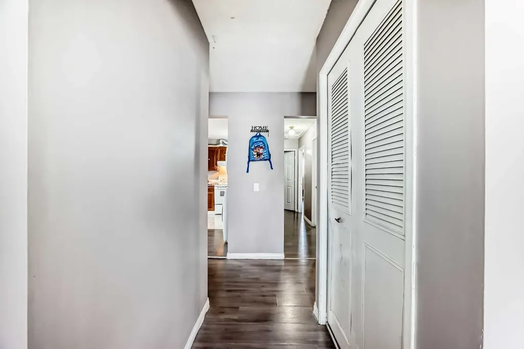 3341 Doverthorn Road SE Calgary AB T2B 2H1