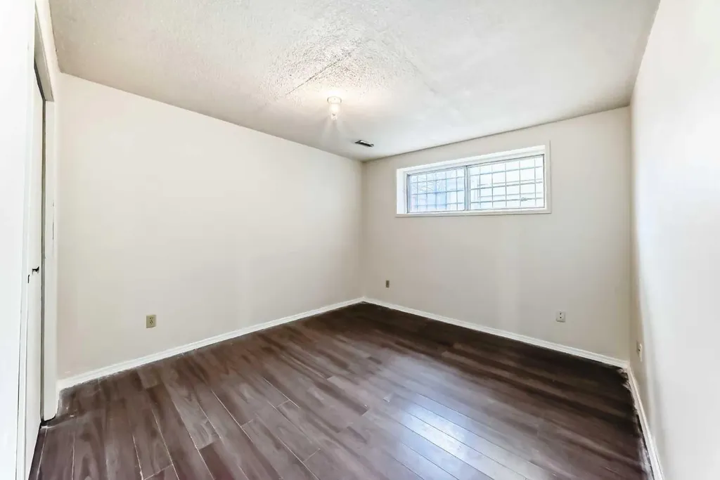 3341 Doverthorn Road SE Calgary AB T2B 2H1