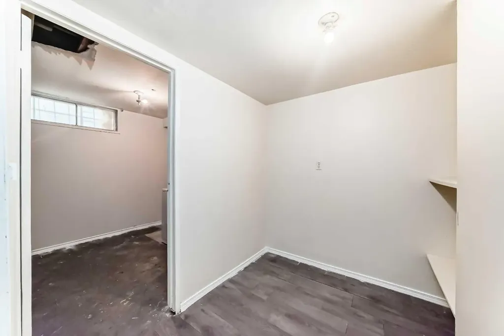 3341 Doverthorn Road SE Calgary AB T2B 2H1