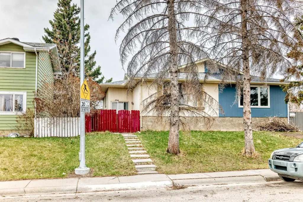 3341 Doverthorn Road SE Calgary AB T2B 2H1