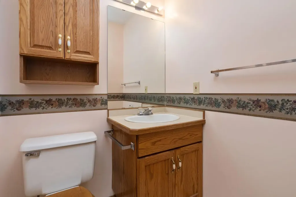 3924 56a Street Close Camrose AB T4V 4L1