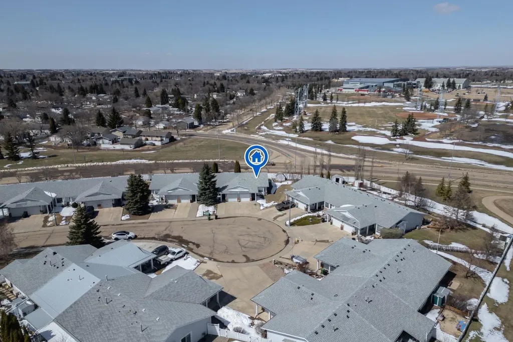 3924 56a Street Close Camrose AB T4V 4L1