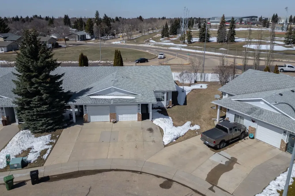 3924 56a Street Close Camrose AB T4V 4L1