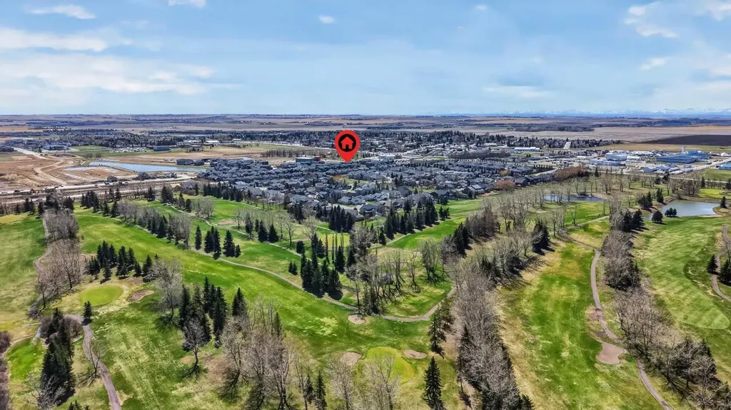 811 Mandalay Link Carstairs AB T0M 0N0
