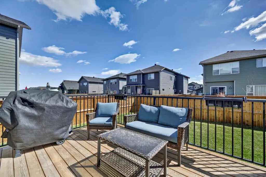 811 Mandalay Link Carstairs AB T0M 0N0