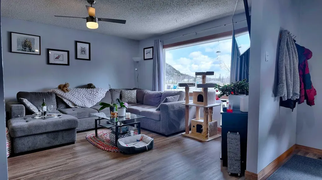 23 Mt Allen Drive Exshaw AB T0L2C0
