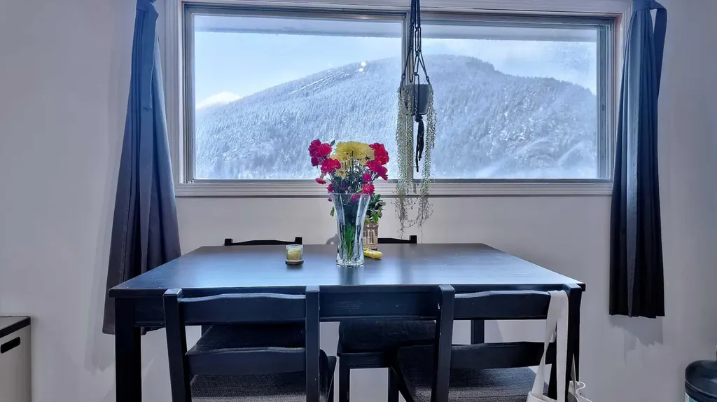 23 Mt Allen Drive Exshaw AB T0L2C0