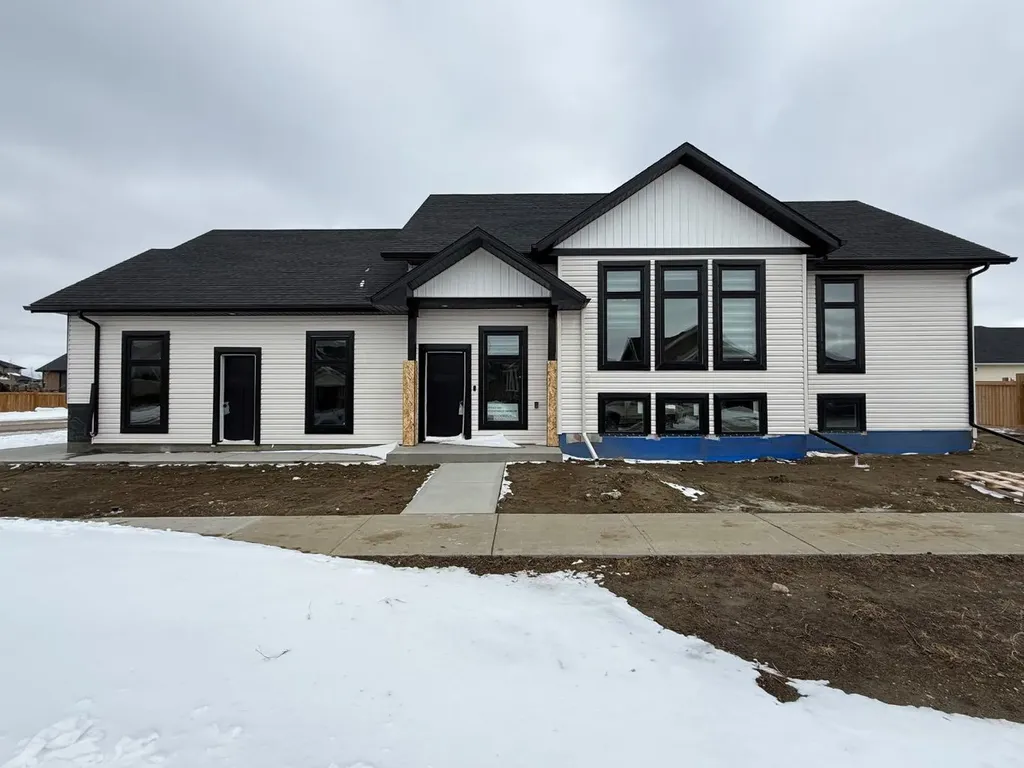 Lloydminster AB, 7115 37 Street